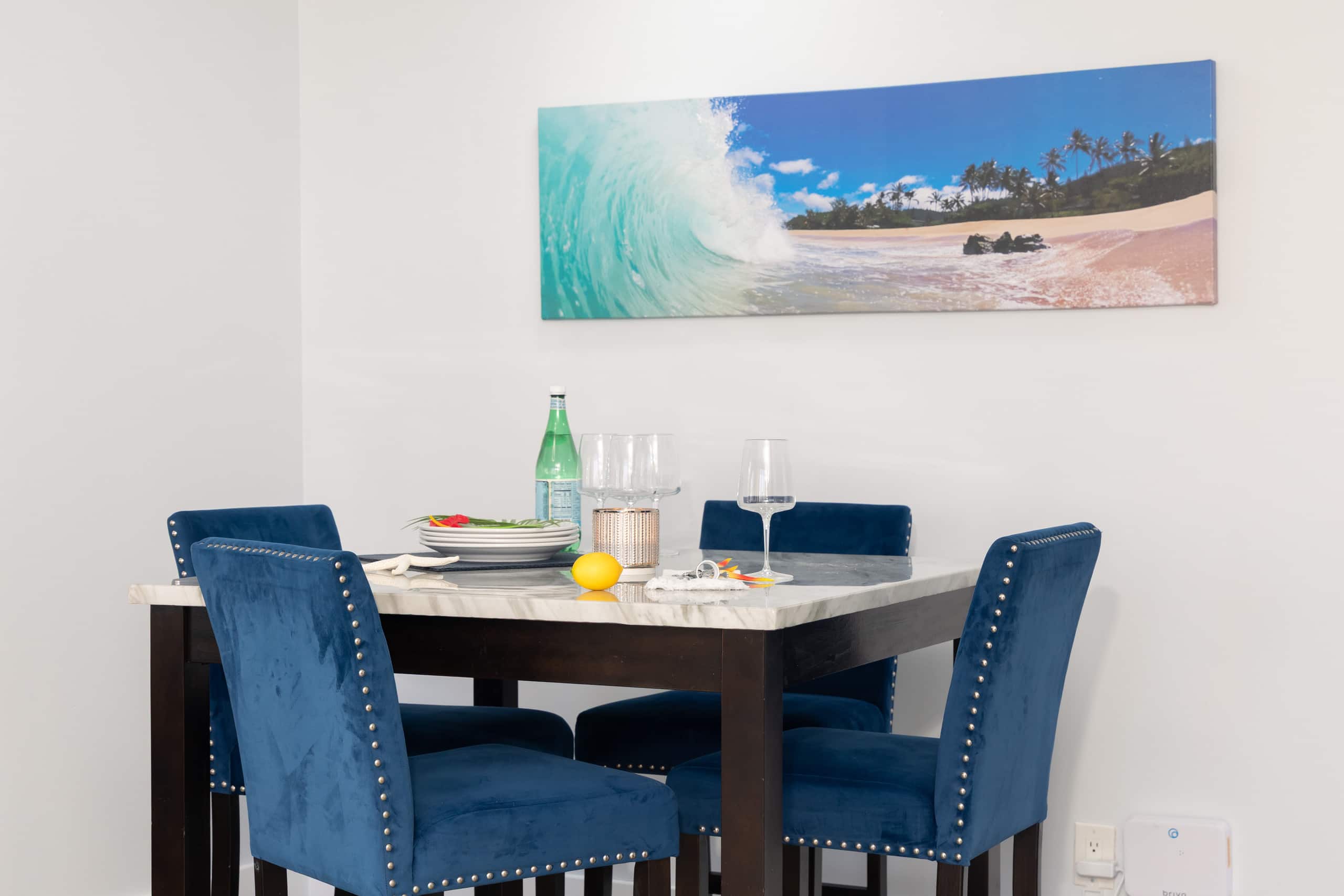 Condo in Honolulu · ★4.92 · 1 bedroom · 2 beds · 1 private bath - Image 29