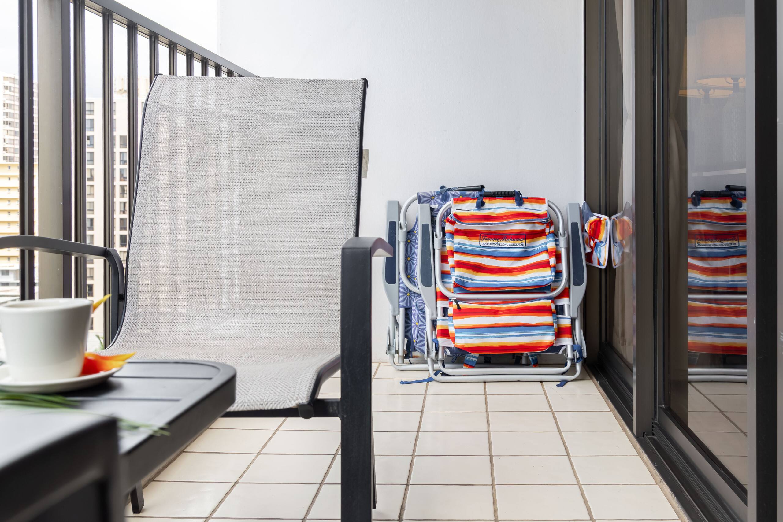 Condo in Honolulu · ★4.92 · 1 bedroom · 2 beds · 1 private bath - Image 49