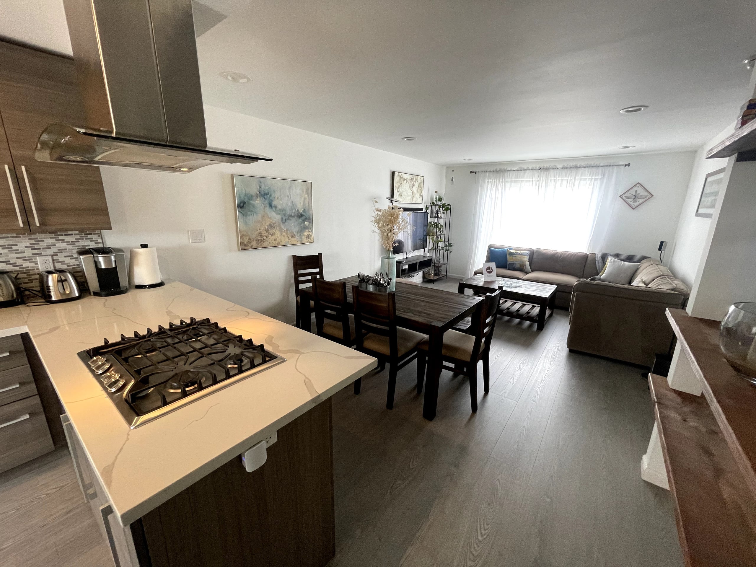 Home in San Francisco · ★4.9 · 2 bedrooms · 2 beds · 1 bath - Image 22