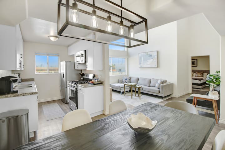 Entire townhouse in Culver City