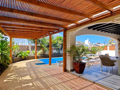 No 14, 4 Bedrooms, private Pool