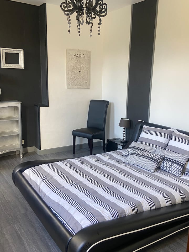 غرفة النوم 2