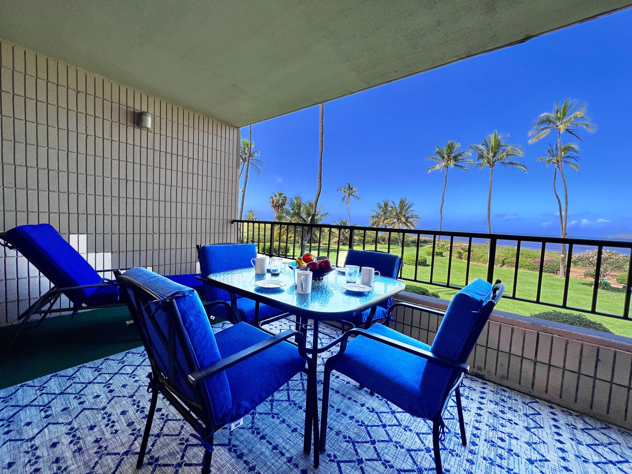 Condo in Kihei · ★4.94 · 1 bedroom · 2 beds · 1 private bath - Image 32