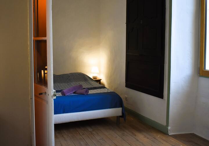 Ghorofa ya 1 - Chumba cha familia kilicho na kitanda 1 katika sentimita 160 na kitanda chenye sentimita 140