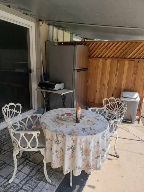 Private, cozy studio close to Pomona Fairplex