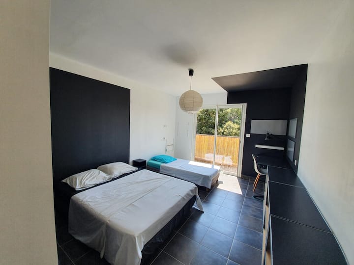 غرفة النوم 2