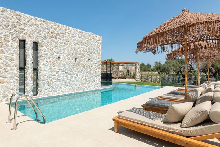 Mirena Luxury Living – Casa Di Ria gallery image 3