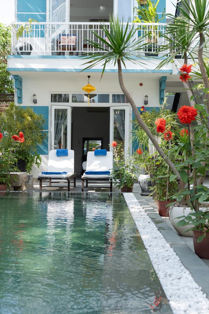 King Room W/balcony & Bicycles - Pool View - Hội An