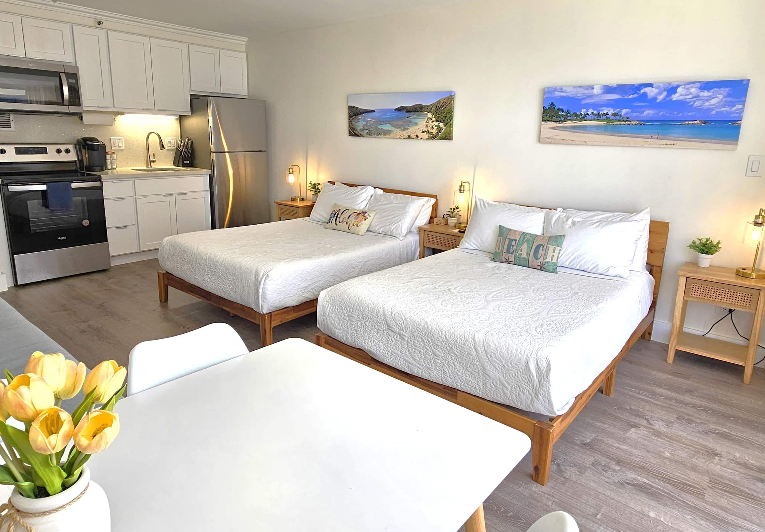 Fully Remodeled! Ocean View! Free Parking! - Image 2