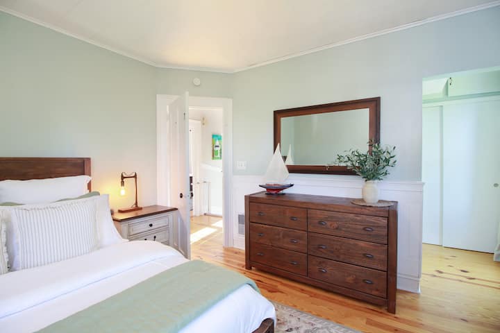 The Cove bedroom features one queen size bed for the perfect place to rest your head at the end of the day.