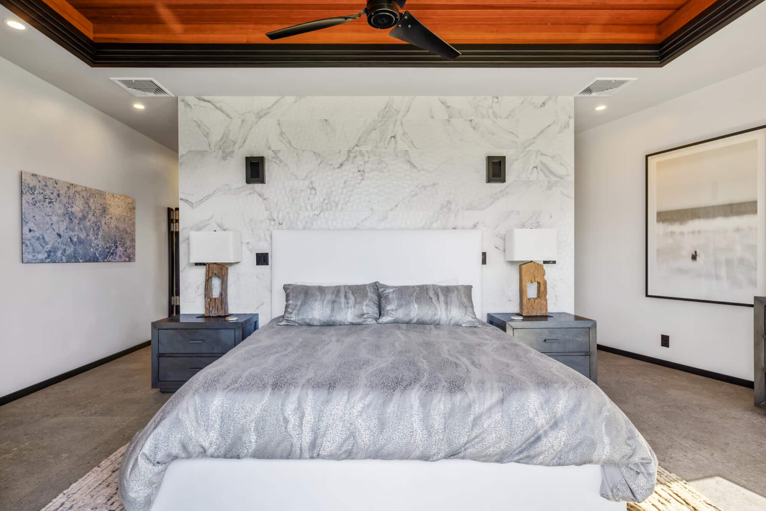Home in Princeville · ★5.0 · 3 bedrooms · 3 beds · 3.5 baths - Image 22