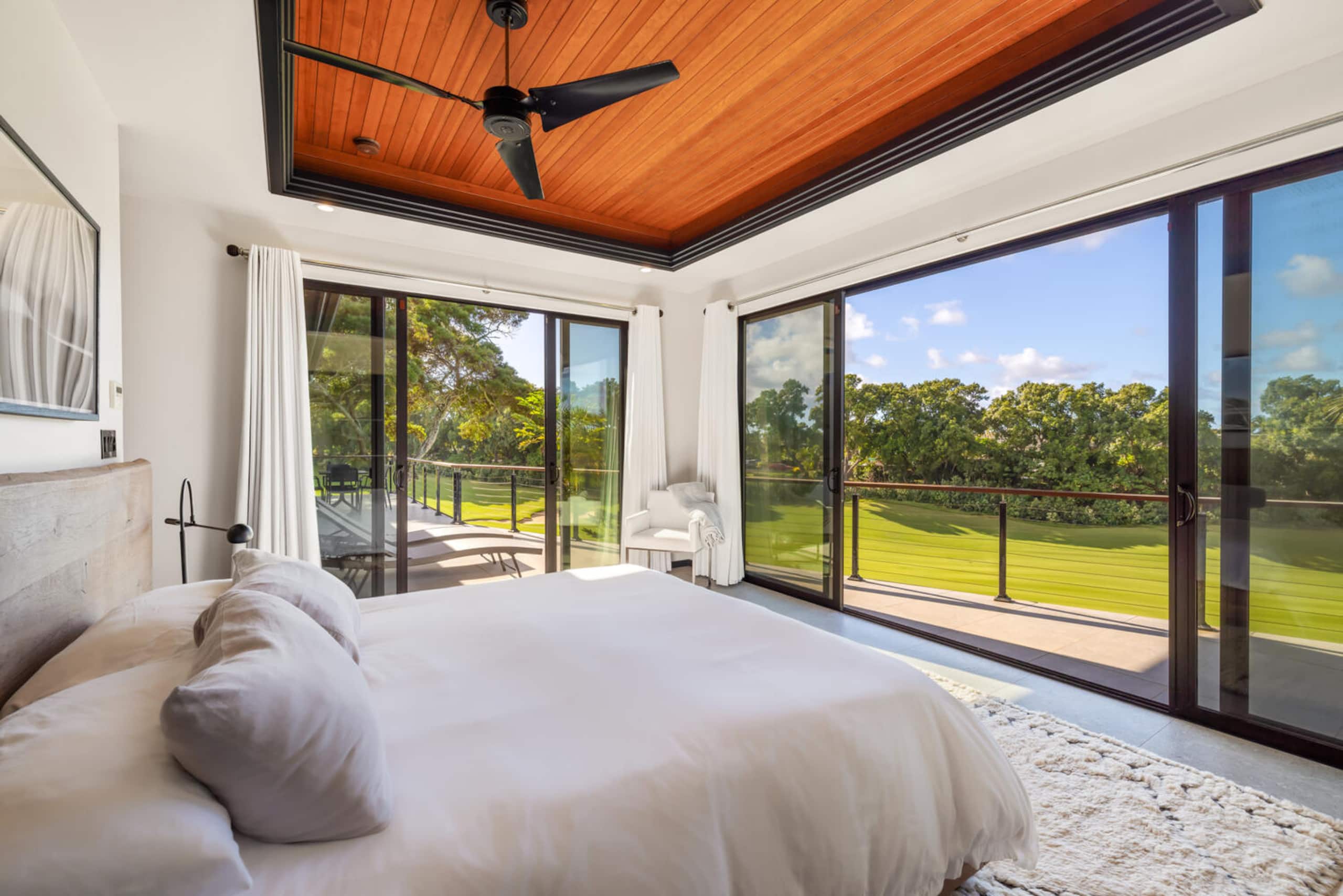 Home in Princeville · ★5.0 · 3 bedrooms · 3 beds · 3.5 baths - Image 25