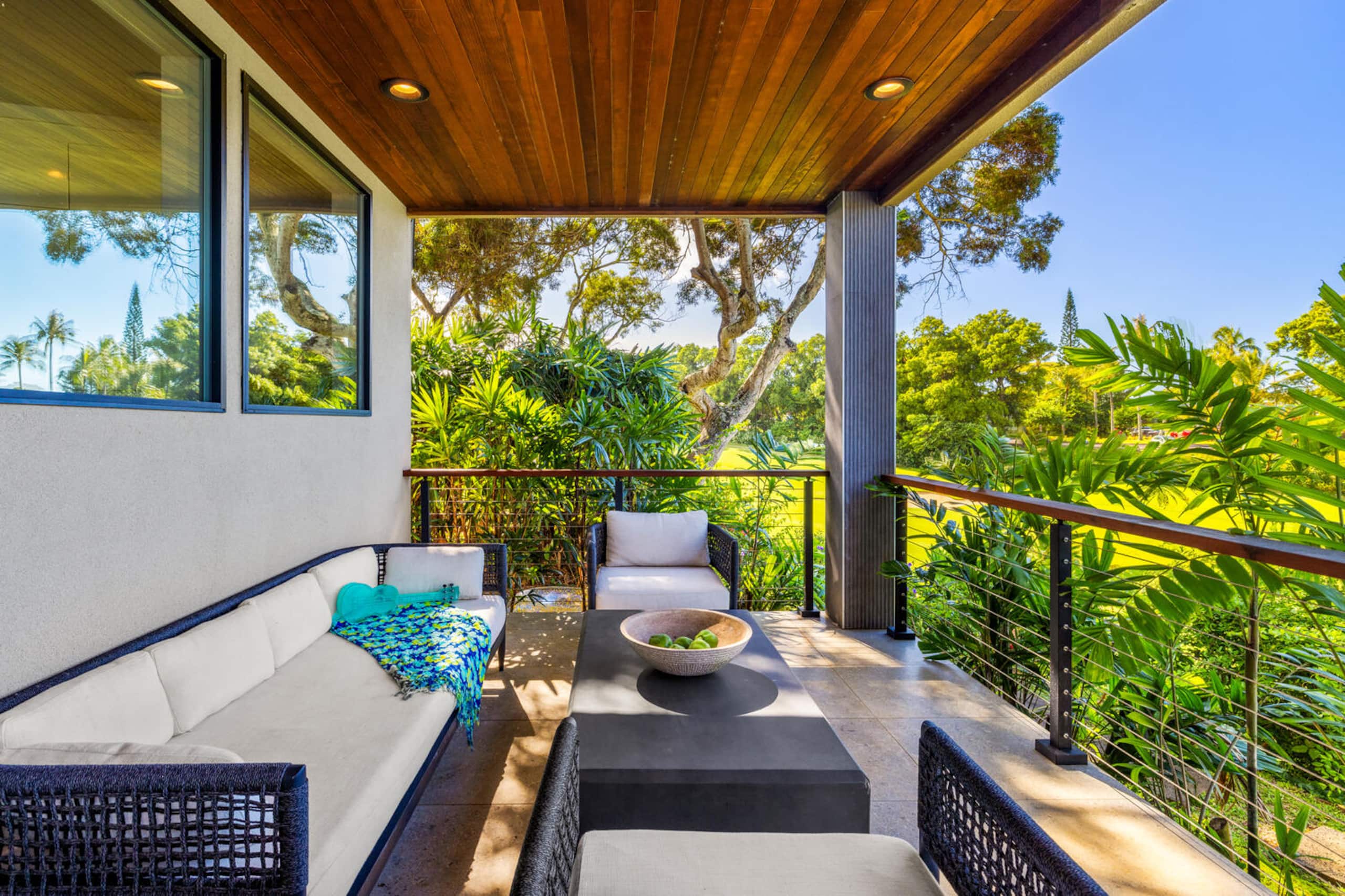 Home in Princeville · ★5.0 · 3 bedrooms · 3 beds · 3.5 baths - Image 47