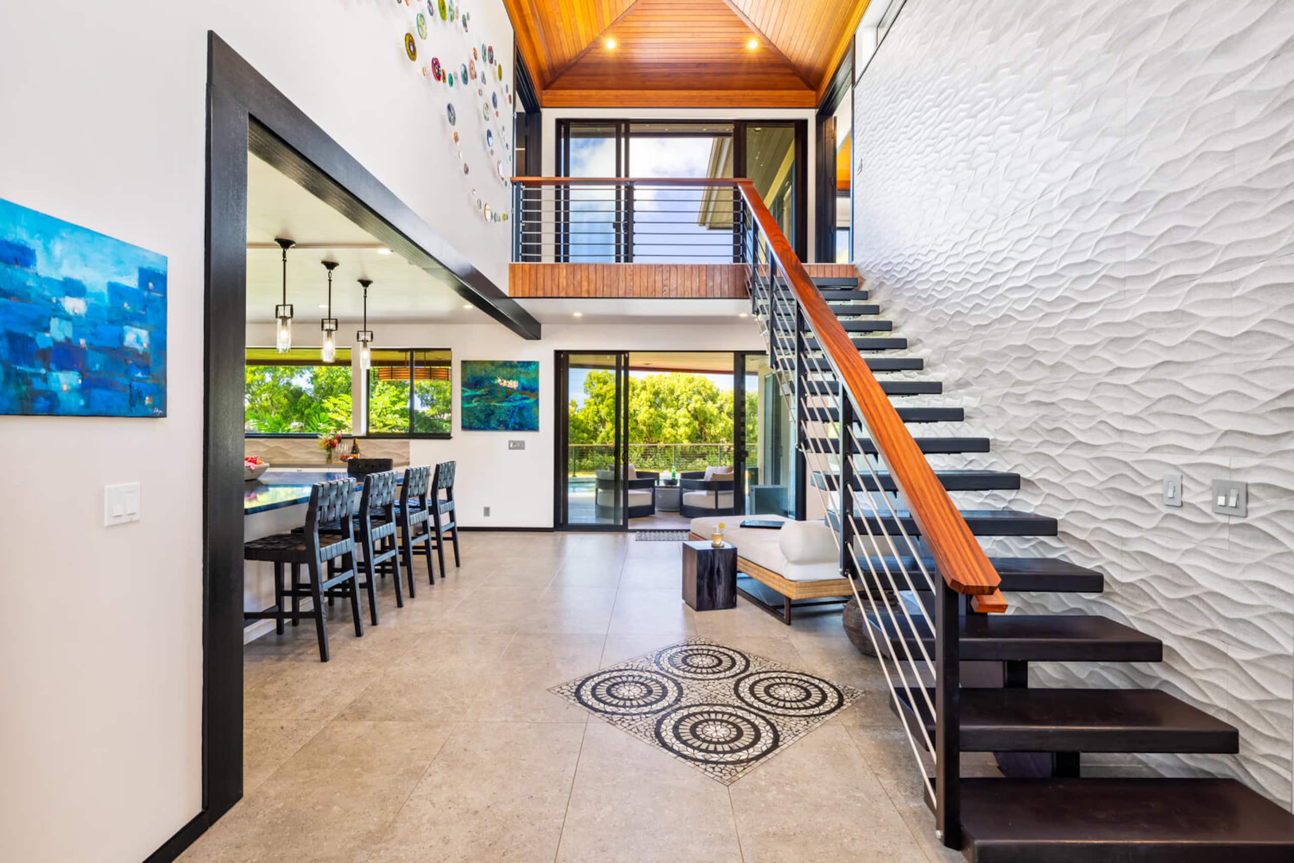 Home in Princeville · ★5.0 · 3 bedrooms · 3 beds · 3.5 baths - Image 33