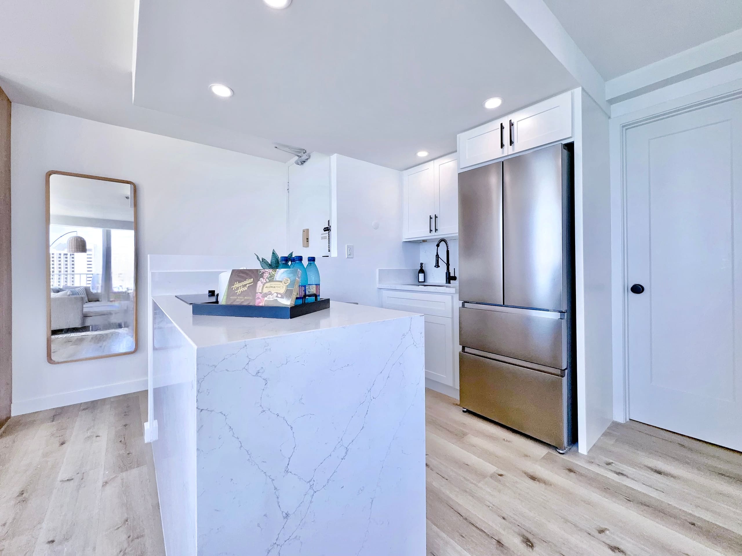 Top FL-Grand Ocean View Suite-Waikiki Beach - Image 21