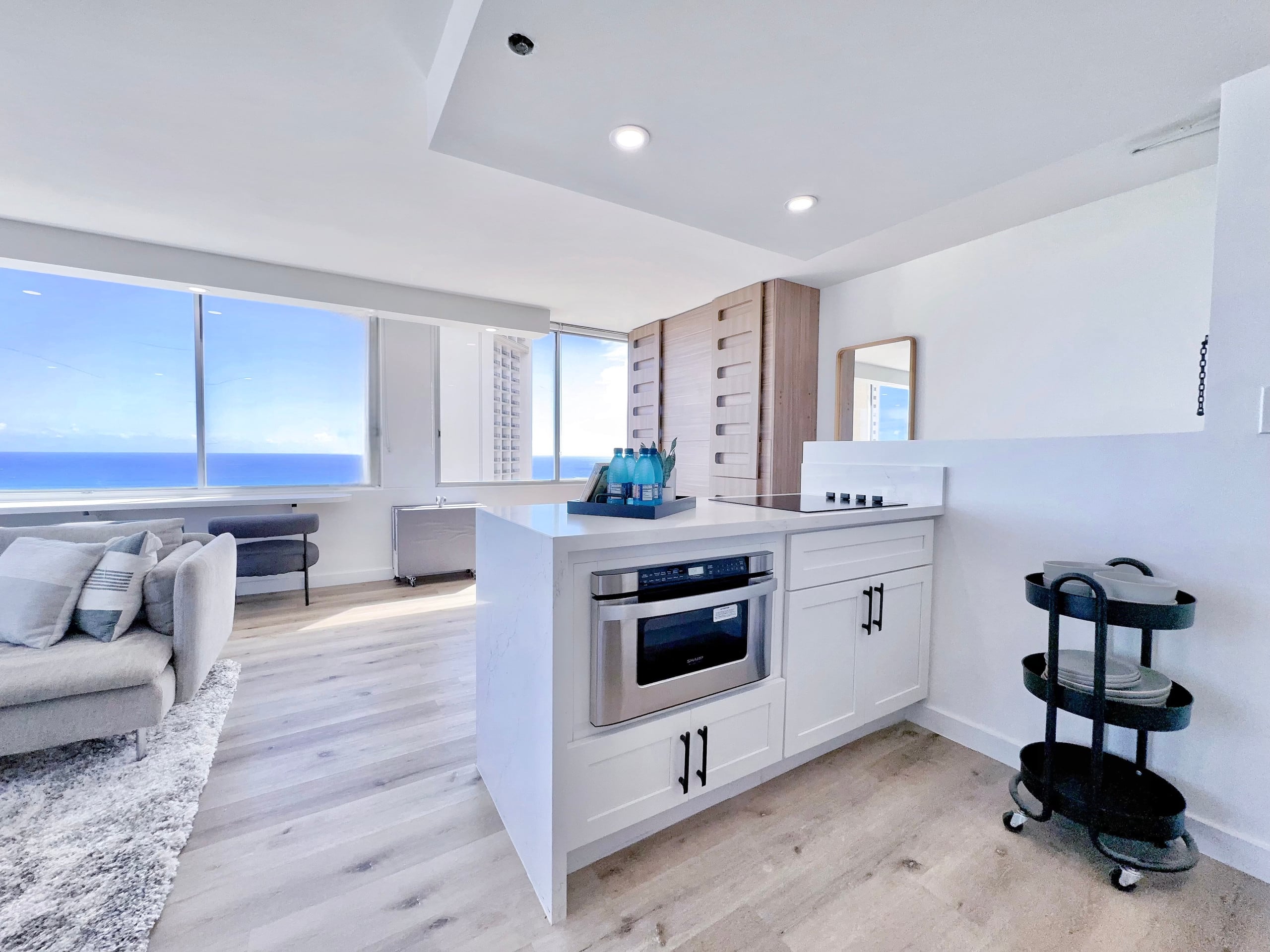 Top FL-Grand Ocean View Suite-Waikiki Beach - Image 24