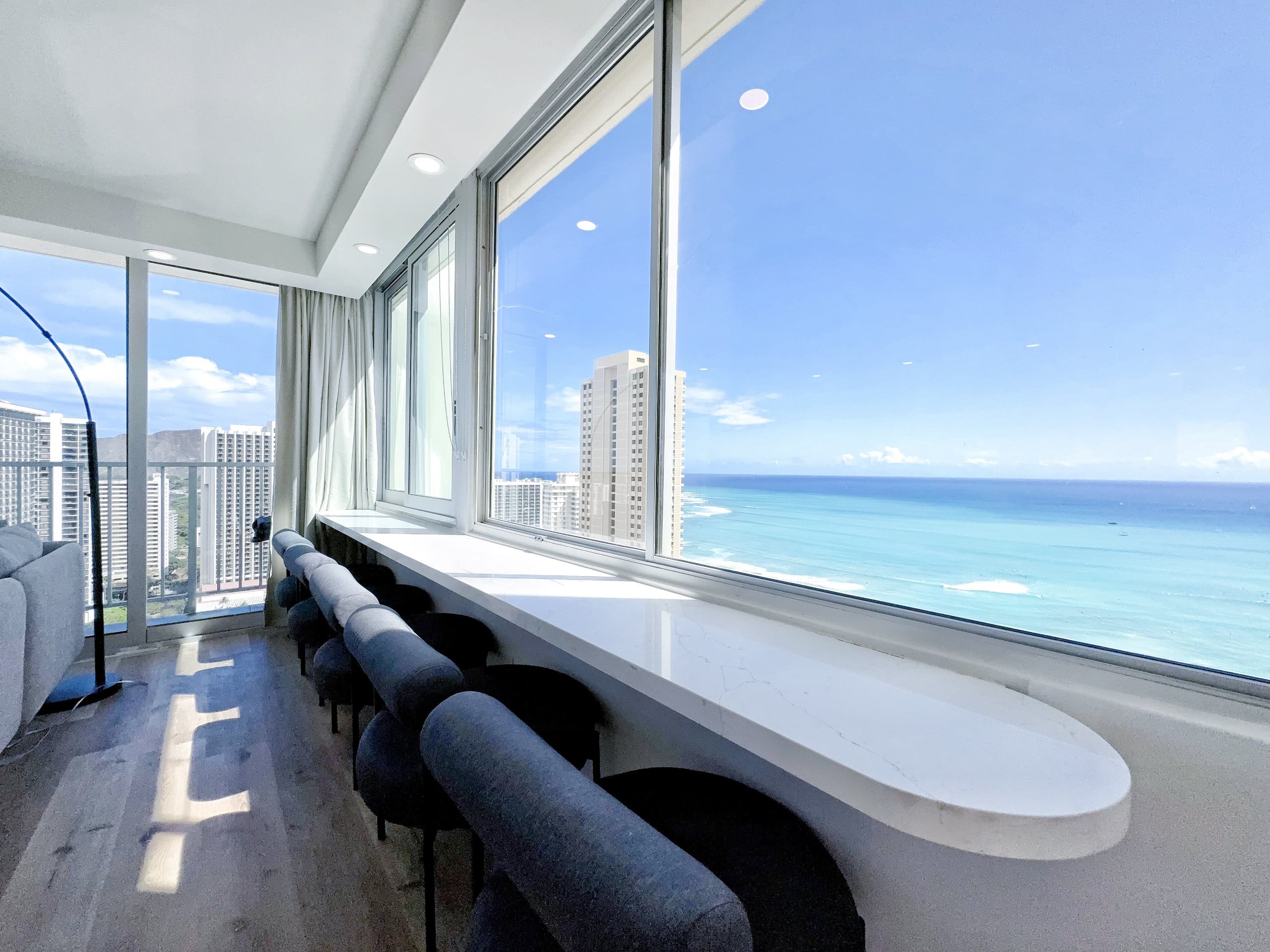 Top FL-Grand Ocean View Suite-Waikiki Beach - Image 16