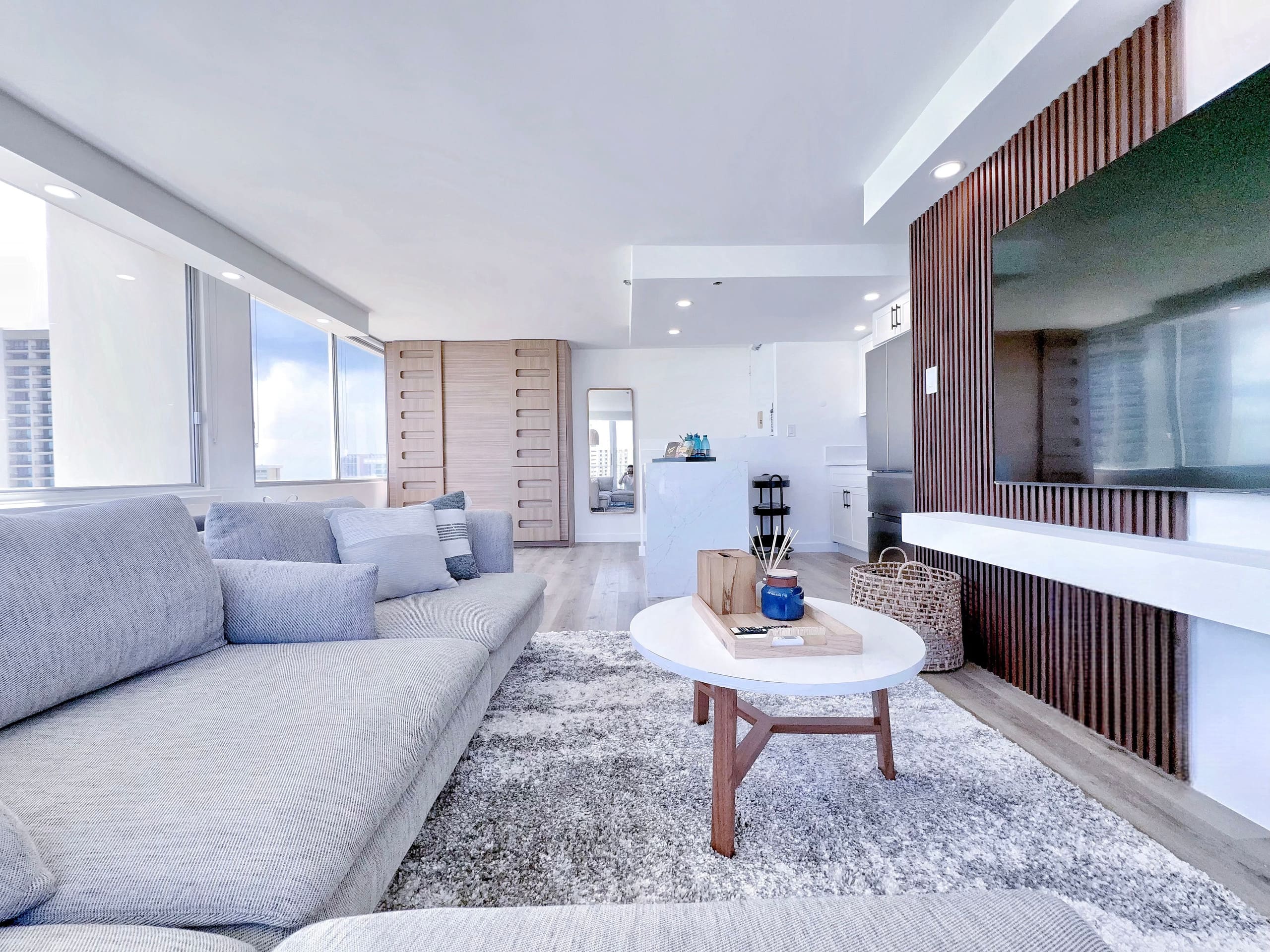 Top FL-Grand Ocean View Suite-Waikiki Beach - Image 12