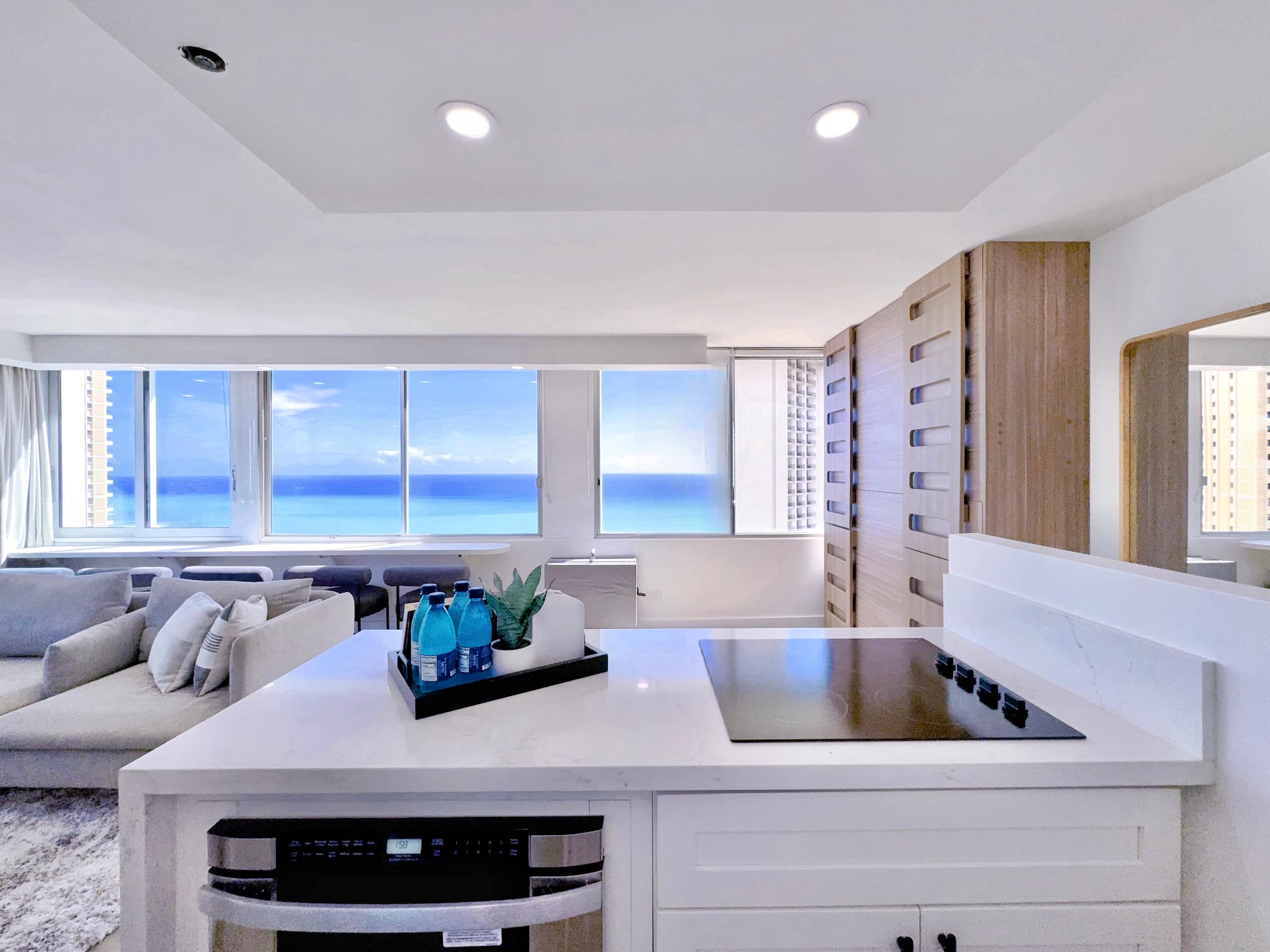 Top FL-Grand Ocean View Suite-Waikiki Beach - Image 23