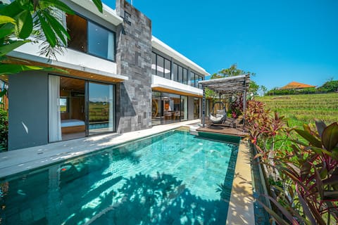 Incredible Tropical 3BR close to Nyanyi beach!