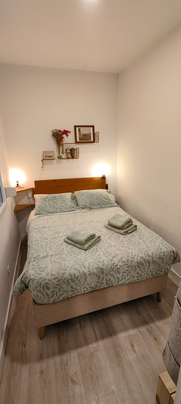 ที่นอนและหมอนของเราที่เพิ่มเข้ามาในทุ่งหญ้าสะวันนาที่สะดวกสบายและผ้าห่มอุ่นๆเป็นส่วนผสมที่สมบูรณ์แบบสำหรับการพักผ่อน.... 10!!!!!!