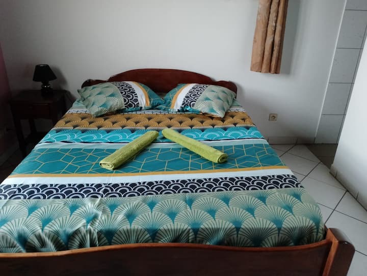 غرفة النوم 2