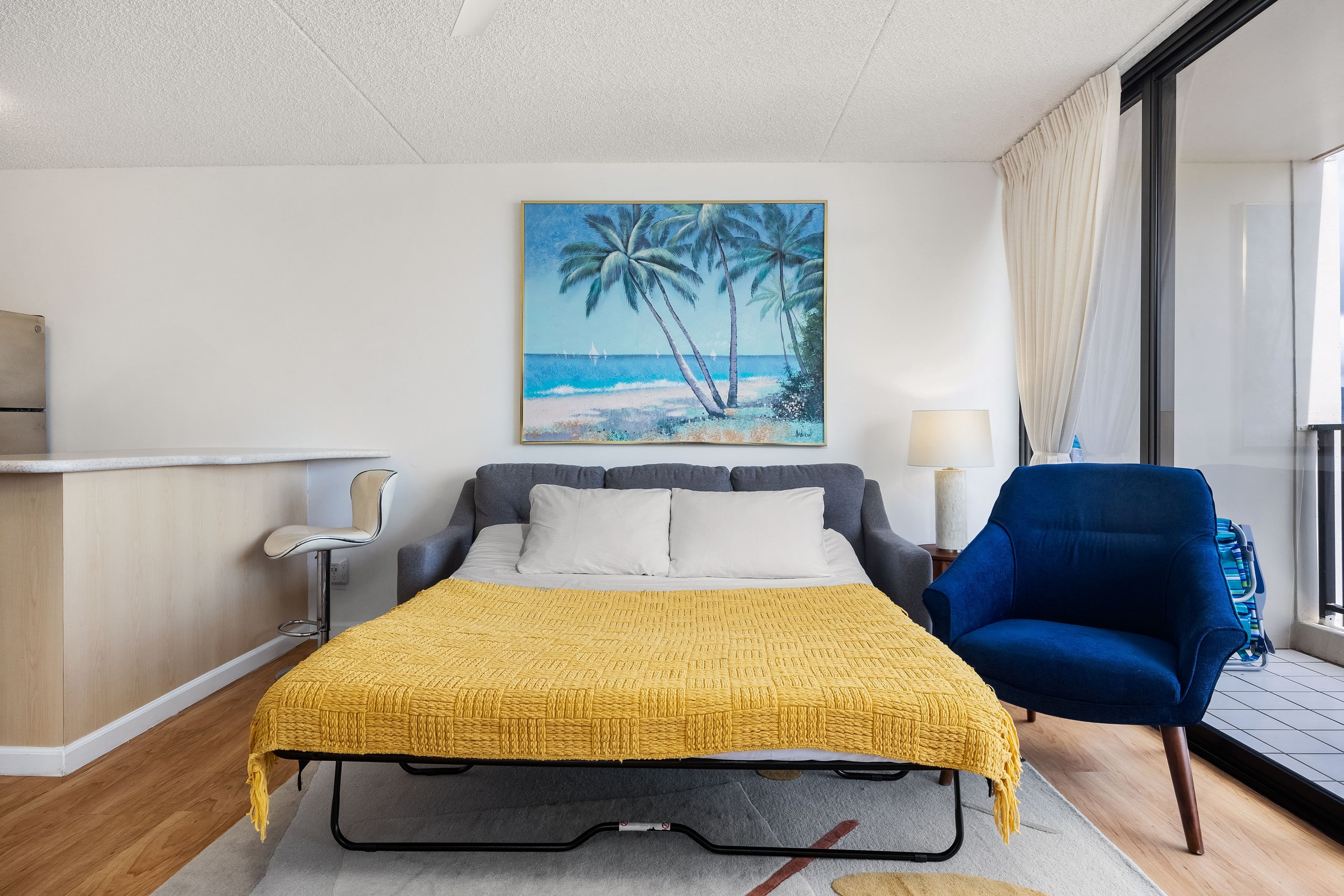 Fabulous Mountain View w/ Free Parking, Near Beach - Image 7