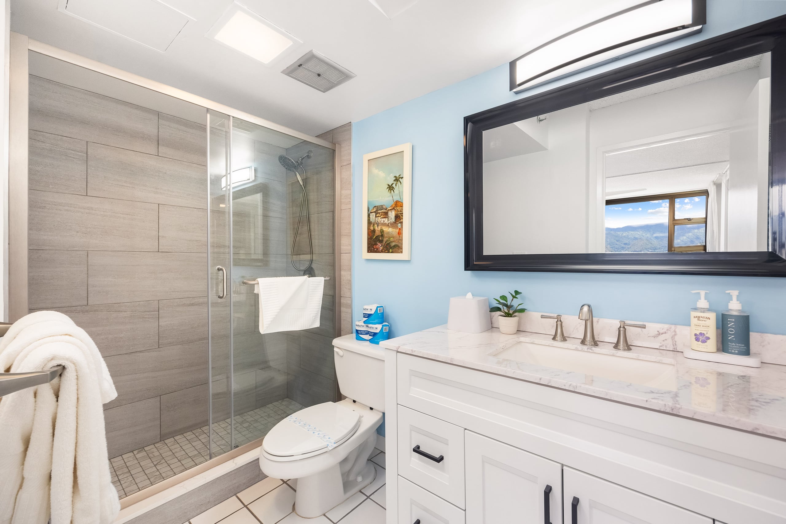 Fabulous Mountain View w/ Free Parking, Near Beach - Image 41