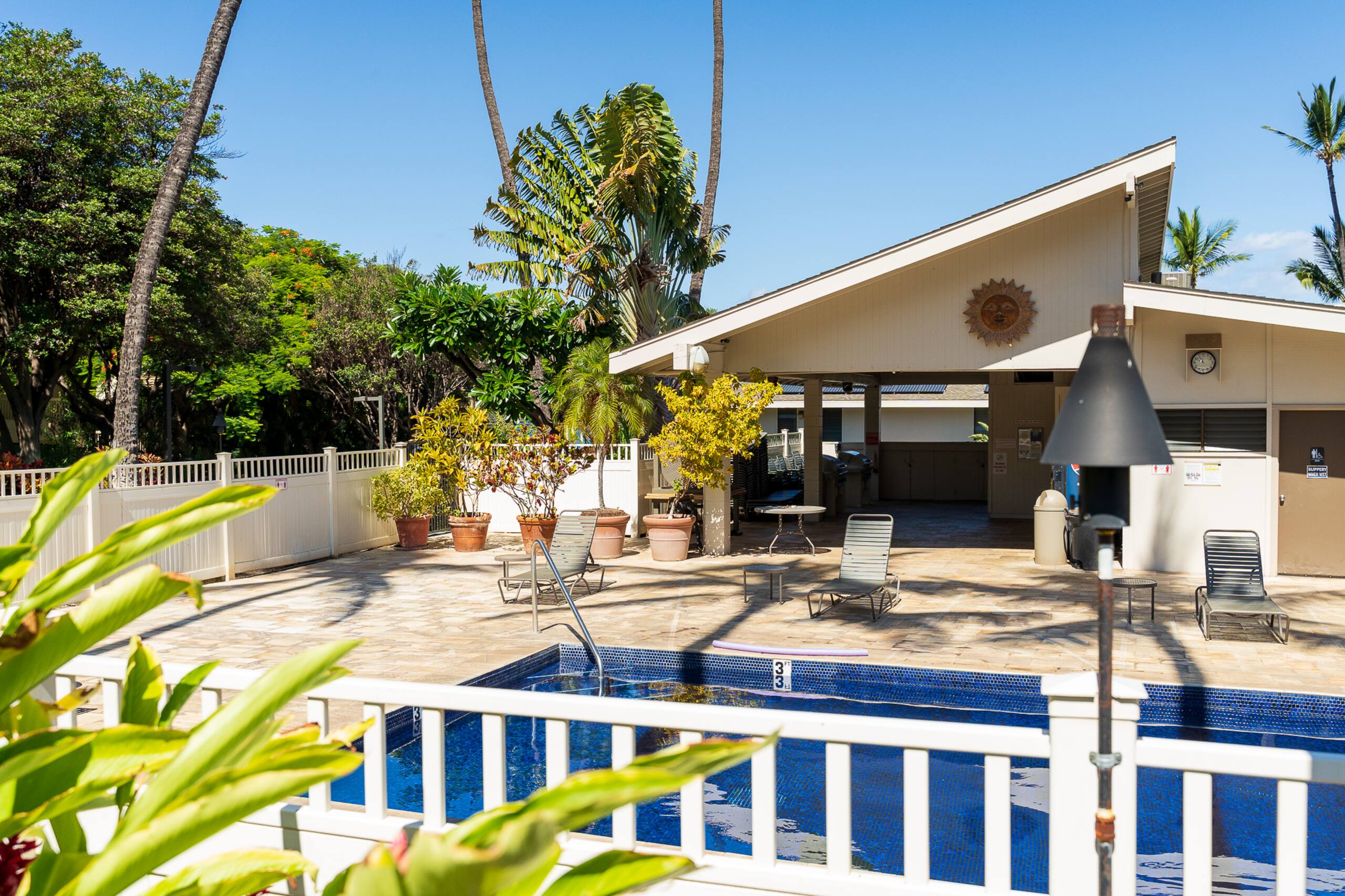 Condo in Kihei · ★4.99 · 1 bedroom · 2 beds · 1 bath - Image 23