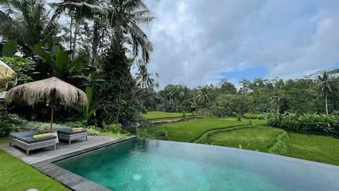 Hatiku di Bali Beautiful private villa Ubud 3 Bed.