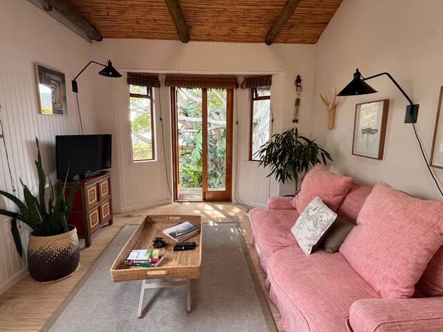 Treetop Cottage gallery image 5