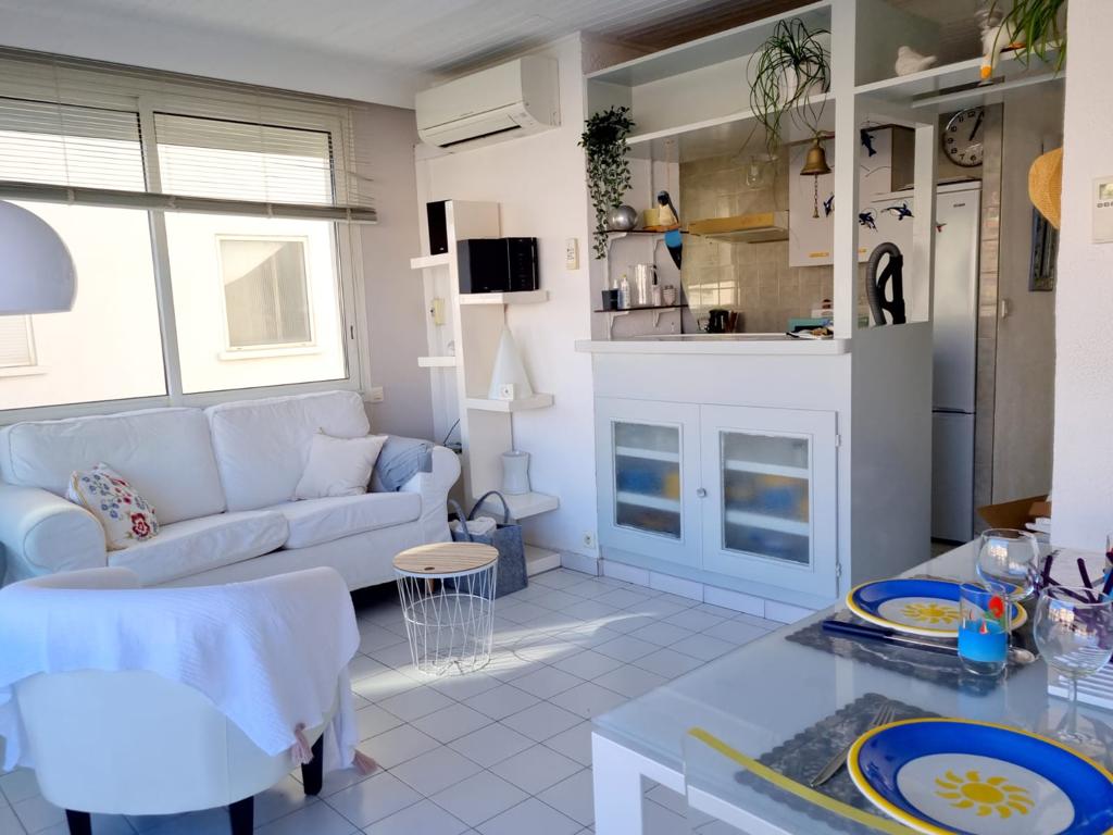 Propriété Airbnb réussie: Chez Ginou. Stunning views of the canal and the sea. à Palavas Les Flots