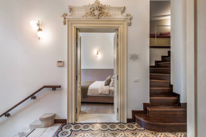 Genesis Grande Acropolis historic Villa gallery image 4