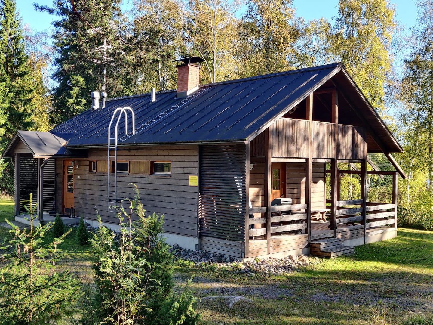 Huvila Rantahuili Meren Rannalla 3