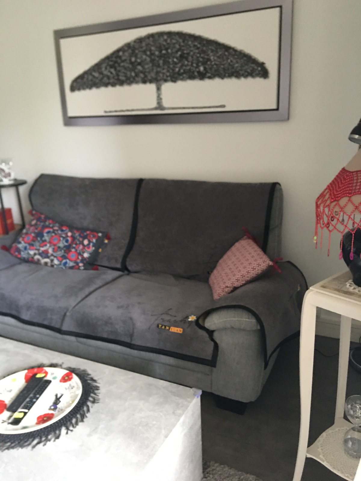 Popular Airbnb listing: entire apartment with loggia in residence in Nevers