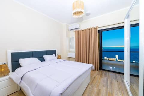 2BR Dreamy Seafront + Sea & City Vibes