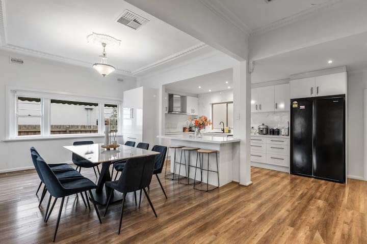 靠近公园 宽敞大房