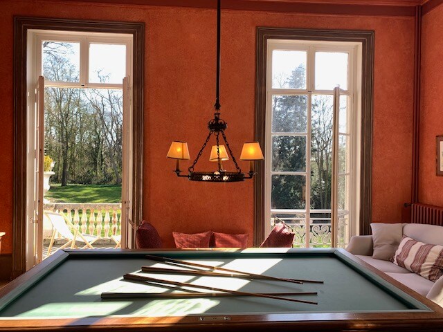 غرفة المعيشة