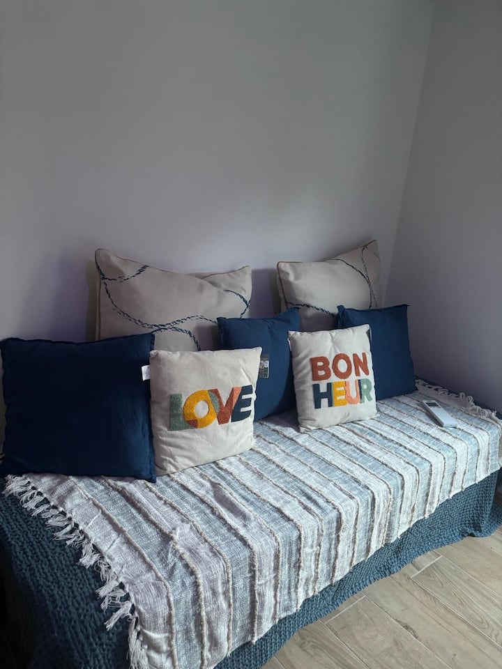 غرفة النوم 2