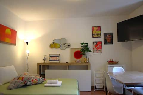 Top Airbnb: Riva Bianca Castle Holiday Home in Lierna