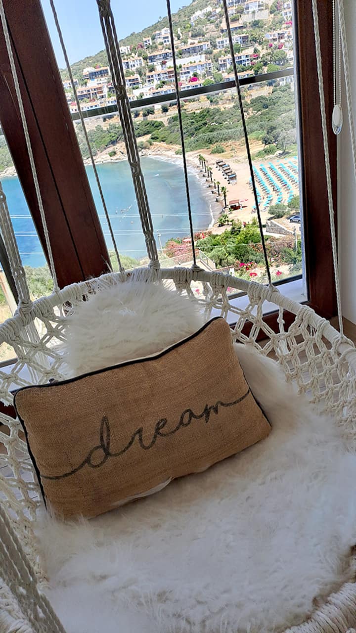 Villa Barcelona 100 meters from the sea