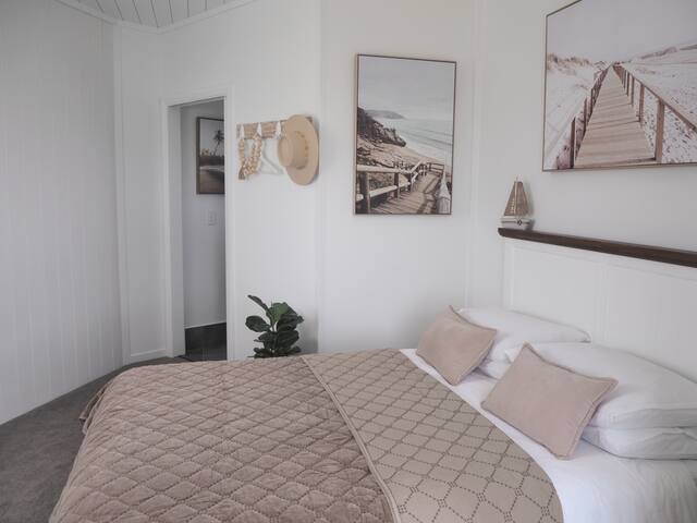 Tangalooma Life. 2 Bed, 2 Bath Private Luxury Stay gallery image 5