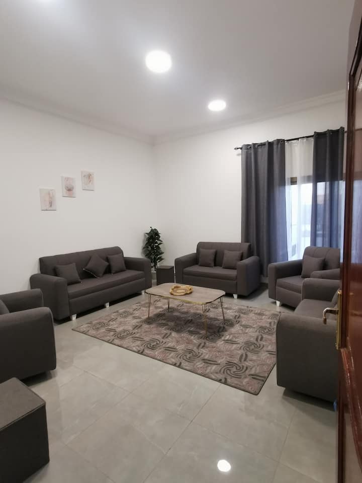 غرفة المعيشة 2