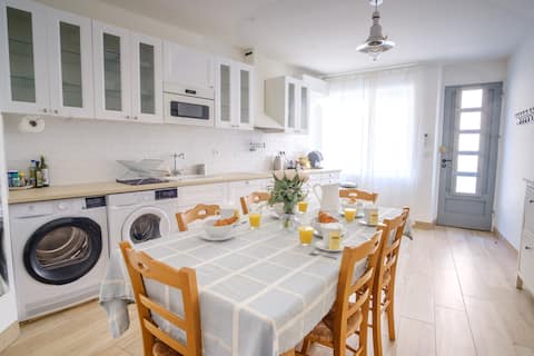 Air conditioning, 2 bathrooms, comfort guaranteed