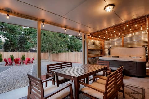 Modern CO Ranch w/ HOT TUB & Fire Pit
