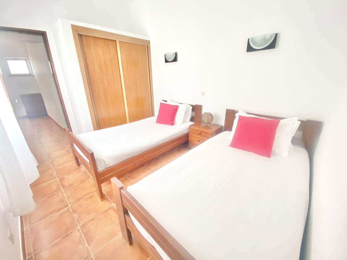 غرفة النوم 1