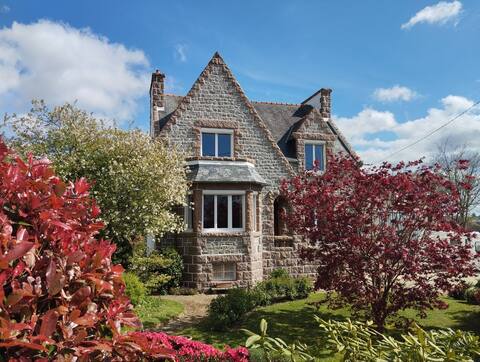 Pink granite villa in Brittany