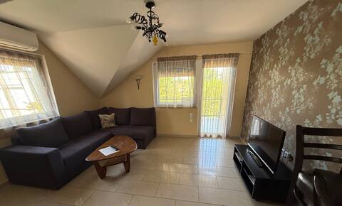 Popular Airbnb listing: 70m from the beach on Balaton Apartment Adrio 1. in Zamárdi