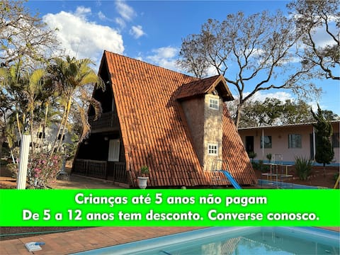 Chácara dos Azevedo Cottage