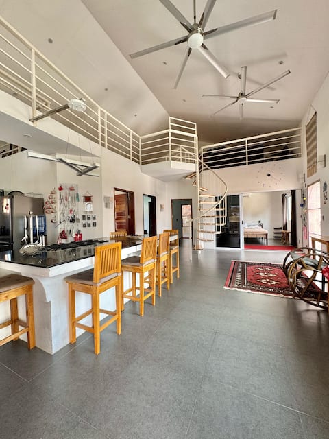 Private Moalboal Villa 4 BR/7 Pax Near the Beach